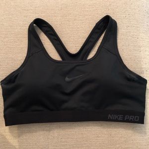 Nike Pro Sports Bra
